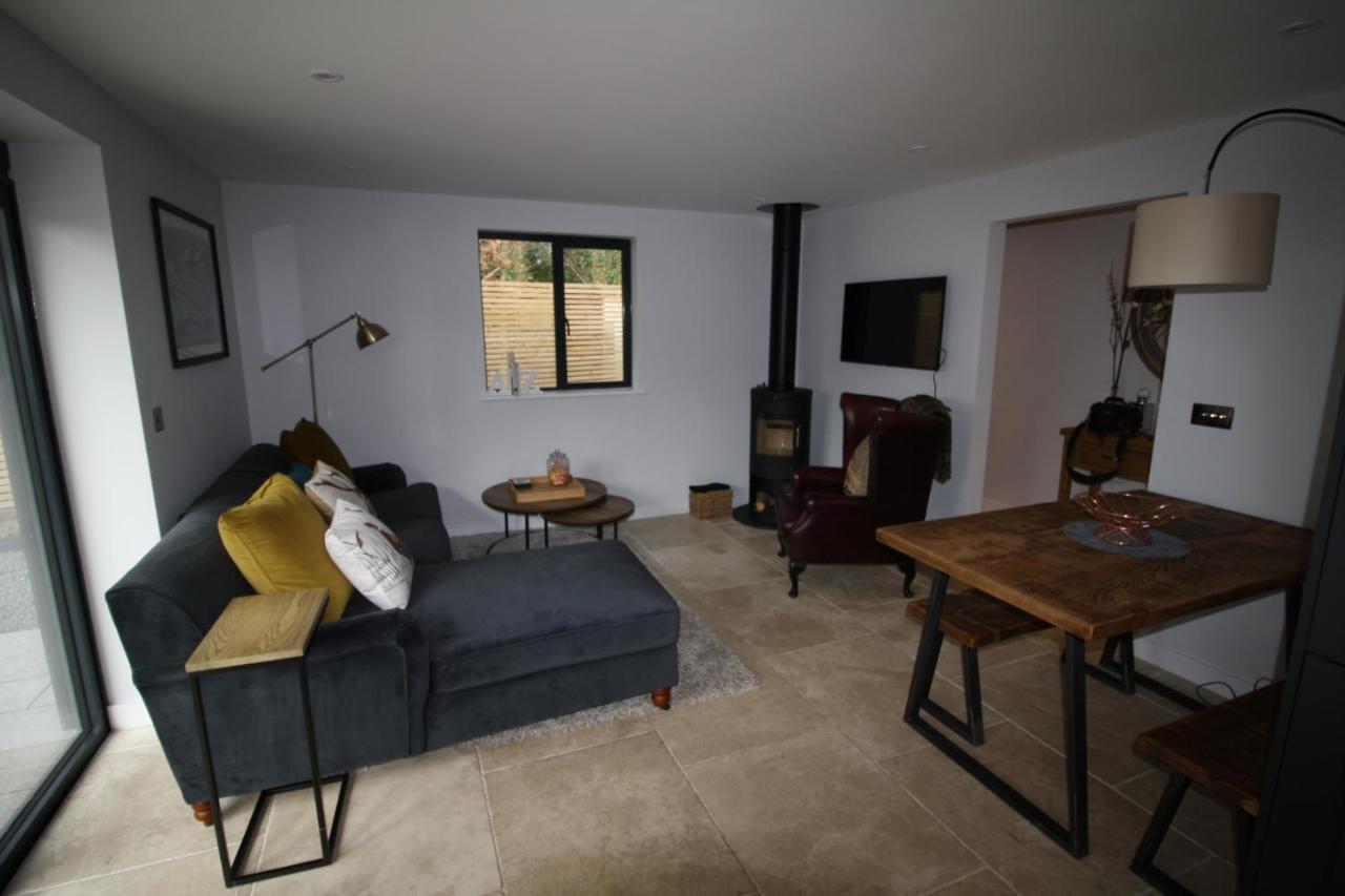 Ryefield Cottage - Luxurious Self-Catered Holiday Cottage With A Log Burner Chichester Eksteriør billede