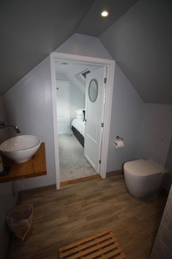 Ryefield Cottage - Luxurious Self-Catered Holiday Cottage With A Log Burner Chichester Eksteriør billede
