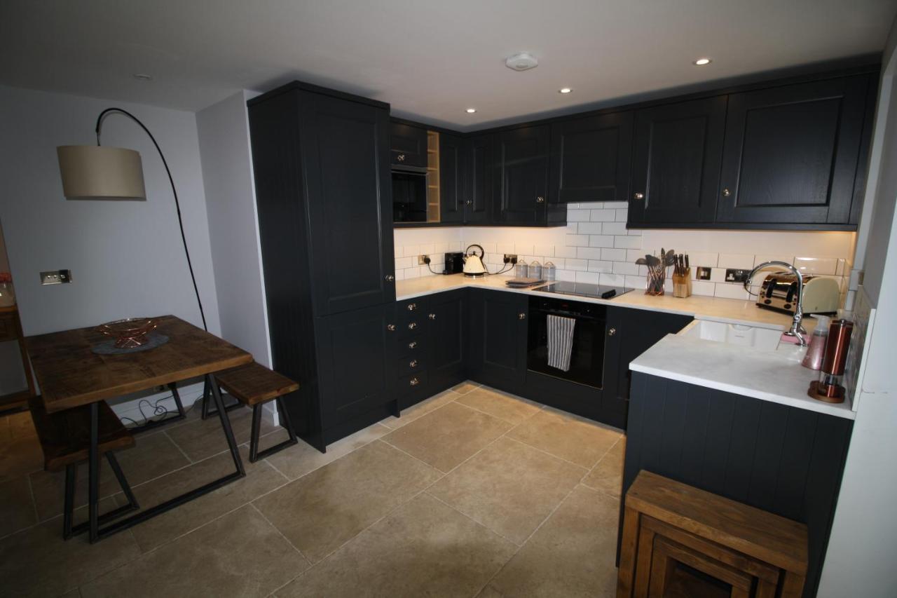 Ryefield Cottage - Luxurious Self-Catered Holiday Cottage With A Log Burner Chichester Eksteriør billede